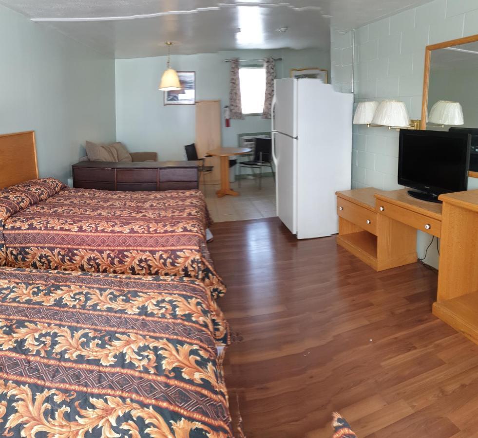 Chimo Motel Cochrane Εξωτερικό φωτογραφία