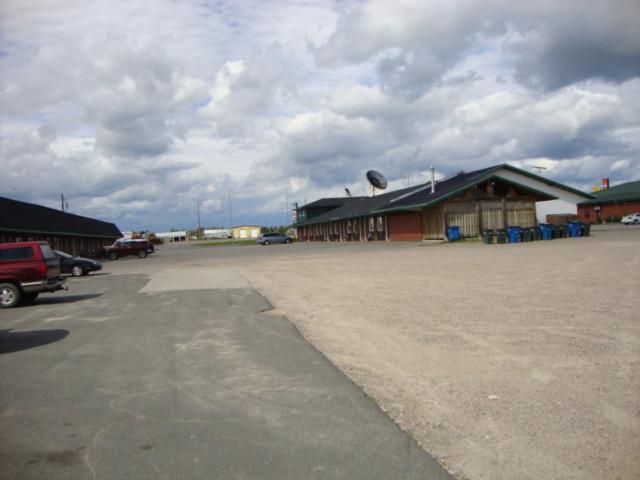Chimo Motel Cochrane Εξωτερικό φωτογραφία