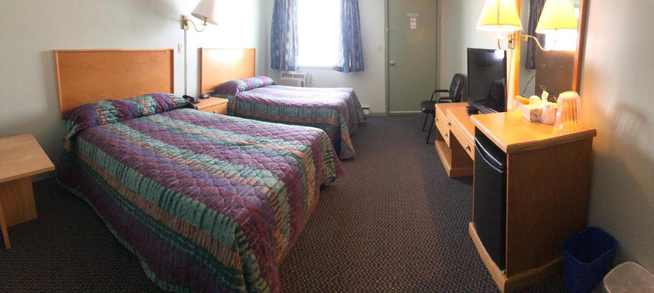 Chimo Motel Cochrane Εξωτερικό φωτογραφία