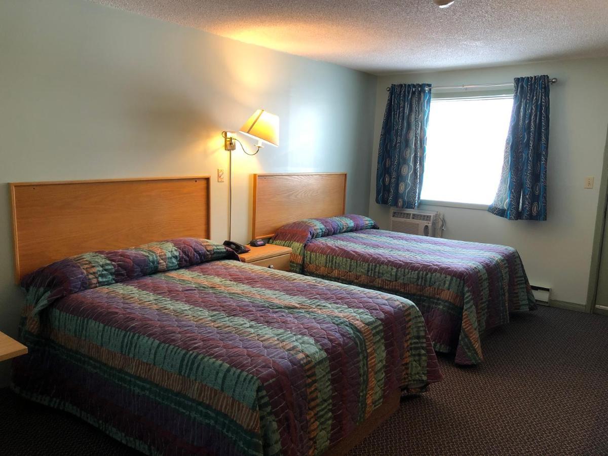 Chimo Motel Cochrane Εξωτερικό φωτογραφία
